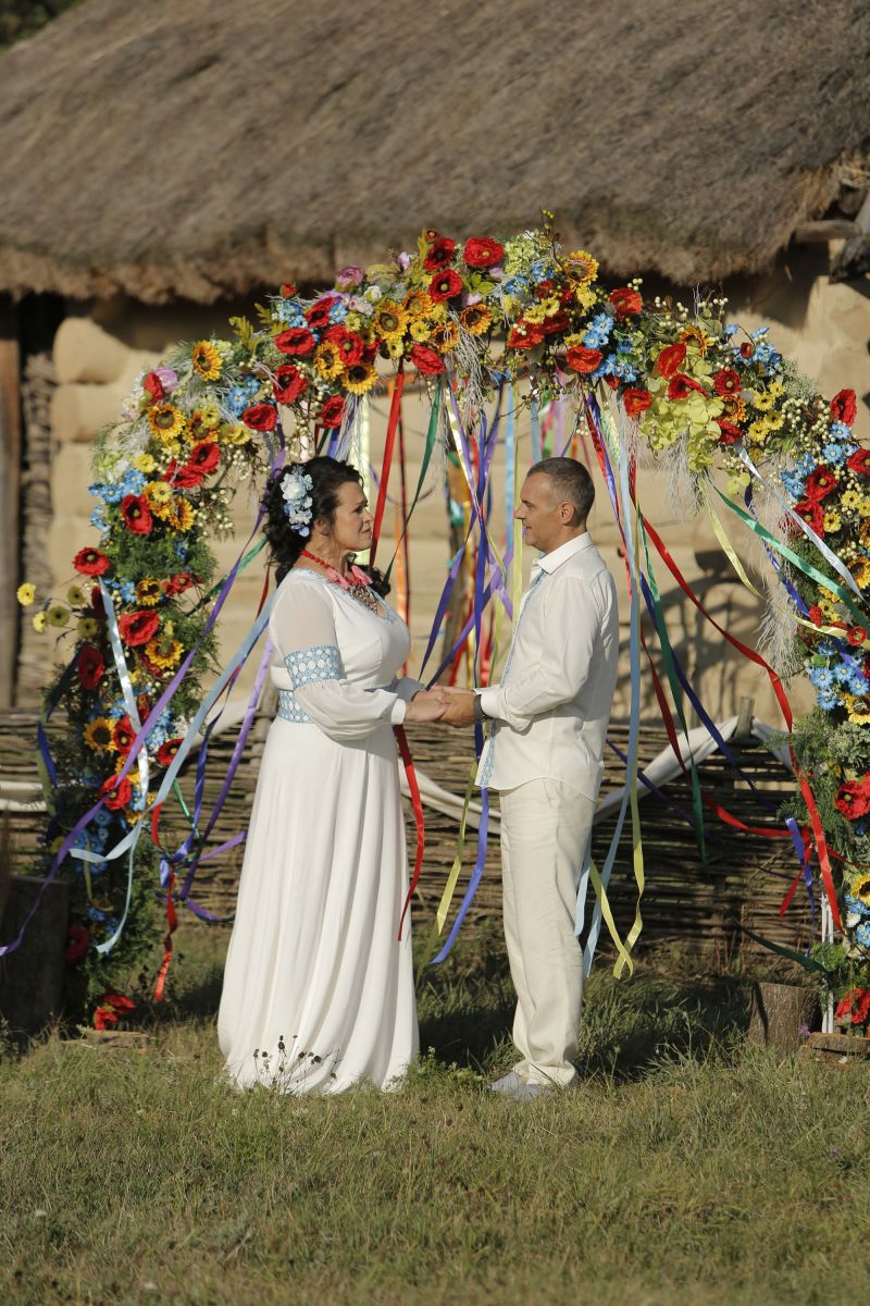 Свадебные фотографии похудевшей Русланы Писанки